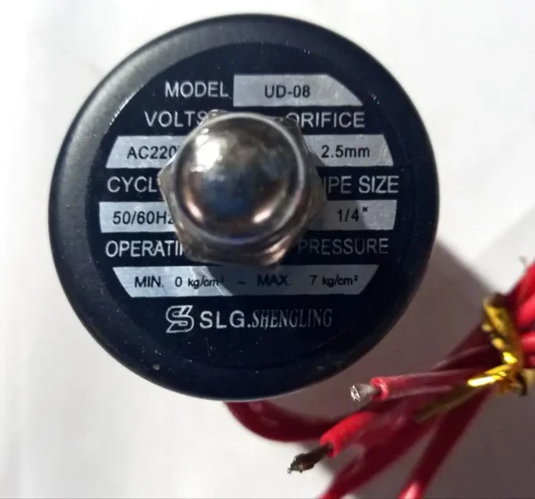شیر برقی برنجی قطع کن و وصل کن سایز 1/4 بوبین 220V - Image 2